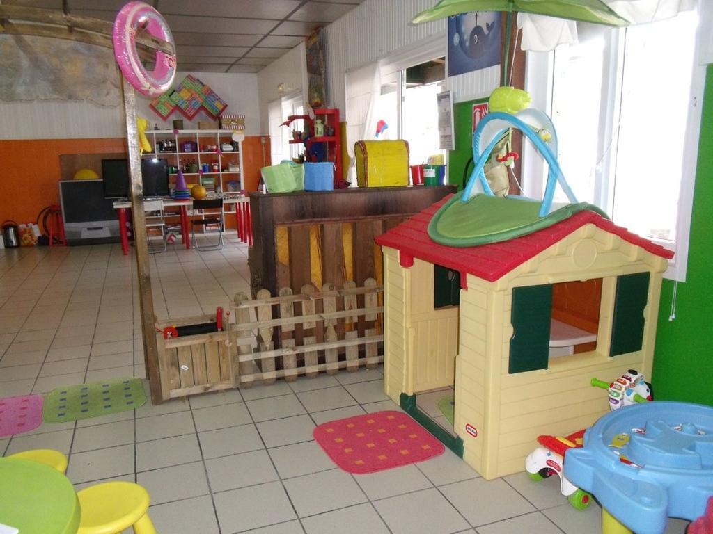 Mobil-Home 4 Pers Dans Camping 4 Etoiles La Palmyre Kültér fotó